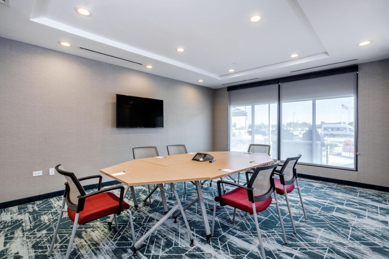 Towneplace Suites By Marriott Chicago Waukegan Gurnee Экстерьер фото