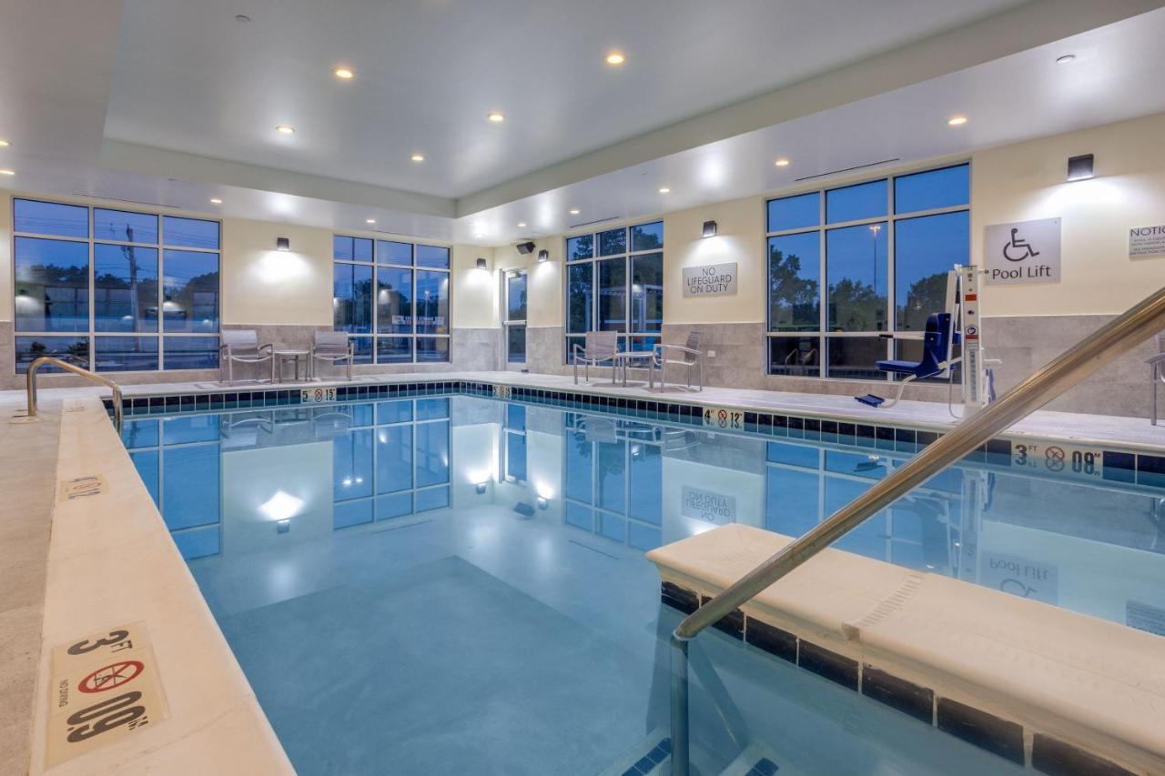 Towneplace Suites By Marriott Chicago Waukegan Gurnee Экстерьер фото